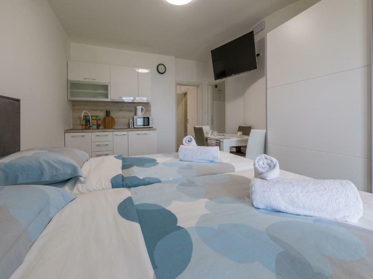 Apartments Elizabeta Dramalj Extérieur photo
